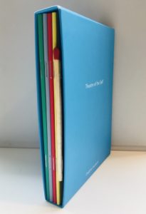 display what's in the box set for sale